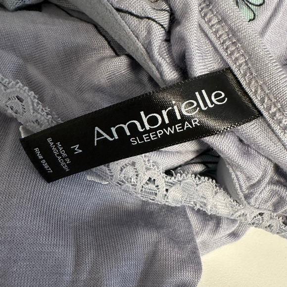 Ambrielle Sleepwear Women’s Purple Floral Chemise Size Medium Nightgown Bra Lace - Picture 13 of 14